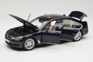 BMW 750Li F02 Imperial Blue Paragon 1:18 80432405586 Kovina – slika 2 od 8