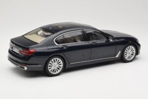 BMW 750Li F02 Imperial Blue Paragon 1:18 80432405586 Kovina – slika 3 od 8