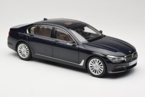 BMW 750Li F02 Imperial Blue Paragon 1:18 80432405586 Kovina – slika 6 od 8