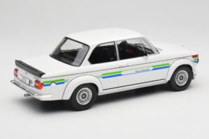 BMW Alpina 2002 E10 Turbo Bel MCG 1:18 MCG18409-R Kovina – slika 2 od 6