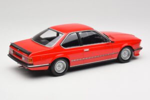 BMW 635 CSi E24 Rdeč Prodajalčeva Izdaja Minichamps 1:18 80435B5D026 Kovina – slika 2 od 6