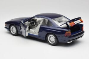 BMW E31 850i Mauritius Moder Maisto 1:18 438813100299 Kovina – slika 5 od 8