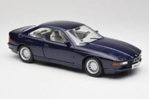 BMW E31 850i Mauritius Moder Maisto 1:18 438813100299 Kovina – slika 6 od 8