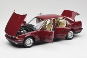 BMW 535i E34 Rdeč Minichamps 1:18 100024002 Kovina – slika 2 od 8