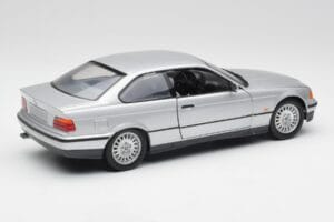 BMW 3 Series E36 Coupe Srebrna UT Models 1:18 180023321 Kovina – slika 3 od 8