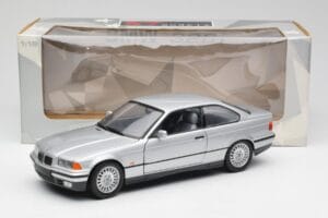 BMW 3 Series E36 Coupe Srebrna UT Models 1:18 180023321 Kovina – slika 8 od 8