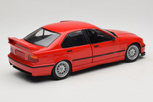 BMW 318is E36 Hellrot UT Models 1:18 180024302-R1 Kovina – slika 3 od 8