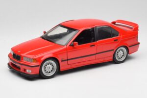 BMW 318is E36 Rdeč UT Models 1:18 180024302 Kovina