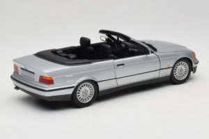 BMW 3 Series E36 Kabriolet Srebrn UT Models 1:18 BMW008 Kovina – slika 3 od 8