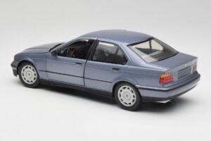 BMW 3-Series E36 Avus Moder UT Models 1:18 180023300 Kovina – slika 7 od 8