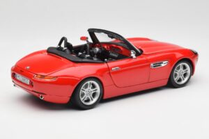 BMW Z8 E52 Roadster Svetlo Rdeč Bburago 1:18 12032 Kovina – slika 3 od 8