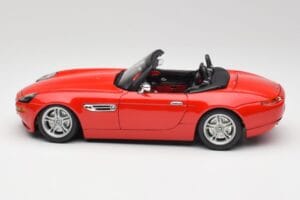 BMW Z8 E52 Rdeč Bburago 1:18 Z8001 Kovina – slika 4 od 8