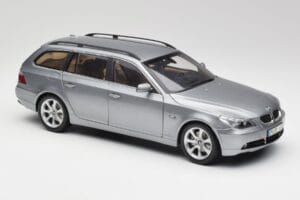 BMW 545i E61 Touring Svetlo Siva Kyosho 1:18 80430308414 Kovina – slika 6 od 8
