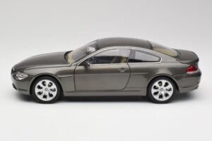 BMW 6 E63 Coupe Svetla Bronza Kyosho 1:18 80430153283 Kovina – slika 4 od 8