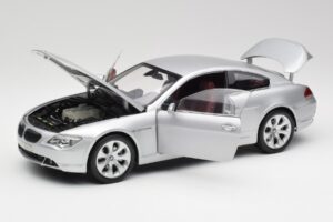 BMW 645Ci E63 Srebrna Kyosho 1:18 80430153285 Kovina – slika 2 od 8