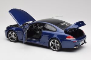 BMW M6 E63 Moder Kyosho 1:18 80430413351 Kovina – slika 5 od 8