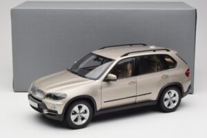 BMW X5 E70 4.8i Platinum Bronast Metalik Kyosho 1:18 80430413413 Kovina – slika 8 od 8