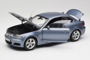 BMW 1 E82 Coupe Modra Kyosho 1:18 80430427065 Kovina – slika 2 od 8