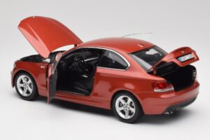 BMW 1 E82 Coupe Oranžna Kyosho 1:18 80430427064 Kovina – slika 5 od 8