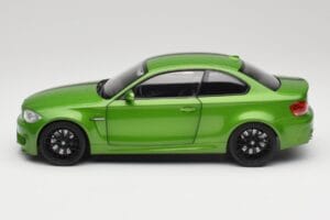 BMW Serija 1 E82 Coupe Taiga Green Metallic Minichamps 1:18 110020024 Kovina – slika 4 od 8