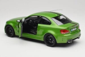 BMW Serija 1 E82 Coupe Taiga Green Metallic Minichamps 1:18 110020024 Kovina – slika 5 od 8
