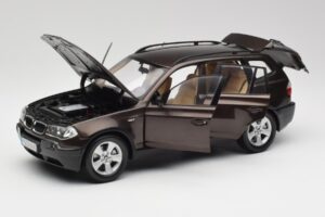 BMW X3 E83 3.0d Temno Rjav Metalik Kyosho 1:18 80430300736 Kovina – slika 2 od 8