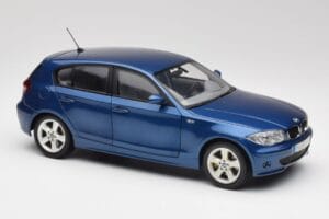 BMW 1 E87 Sydney Modra Kyosho 1:18 80430308600 Kovina – slika 6 od 8
