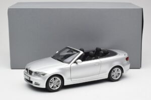 BMW 135i E88 Kabriolet Titan Srebrna Kyosho 1:18 80430427021 Kovina – slika 8 od 8