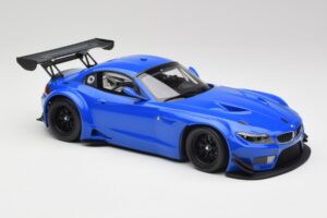 BMW Z4 E89 GT3 Le Mans Modra Minichamps 1:18 151122302 Kovina – slika 4 od 6