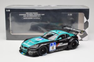 BMW Z4 E89 GT3 BMW Team Vita4one #18 J. Klingmann / M. Wittmann ADAC 24 Hours Nurburgring 2012 Minichamps 1:18 151122318 Kovi – slika 6 od 6
