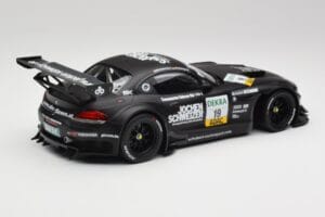 BMW Z4 E89 GT3 #19 Pixum C. Hurtgen / D. Baumann Spa 24 Hours Winner 2013 Minichamps 1:18 151132399 Kovina – slika 2 od 6