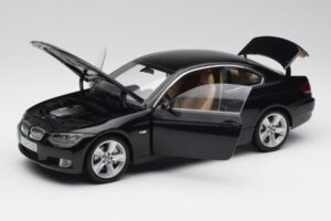 BMW 3 E92 Coupe Črn Kyosho 1:18 80430407222 Kovina – slika 2 od 8