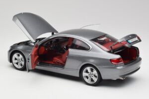 BMW 330i E92 Coupe Siva Metalik Kyosho 1:18 80430407220 Kovina – slika 5 od 8