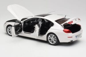 BMW 6 F06 Gran Coupe Mineral Bel Paragon 1:18 80432218741 Kovina – slika 5 od 8