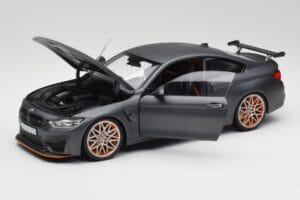 BMW M4 F82 GTS Frozen Siv Minichamps 1:18 80432411555 Kovina – slika 2 od 8