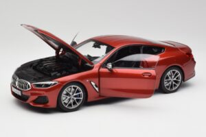 BMW M850i G15 Oranžna Metallic Norev 1:18 183285 Kovina – slika 2 od 8
