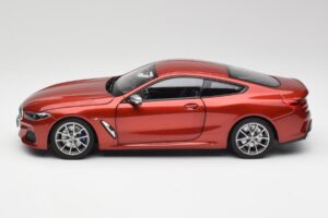 BMW M850i G15 Oranžna Metallic Norev 1:18 183285 Kovina – slika 4 od 8