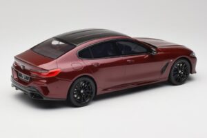 BMW M850i G15 M Performance Melbourne Red Metallic GT Spirit 1:18 GT493 Smola – slika 2 od 6