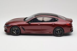 BMW M850i G15 M Performance Melbourne Red Metallic GT Spirit 1:18 GT493 Smola – slika 3 od 6