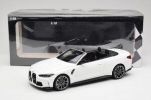 BMW M4 G82 Kabriolet Alpine White Minichamps 1:18 155021031 Kovina – slika 6 od 6