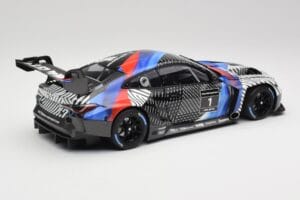 BMW M4 GT3 G82 #1 Test Version 2021 Minichamps 1:18 113222003 Kovina – slika 3 od 8