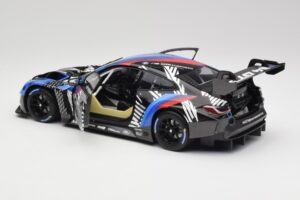 BMW M4 GT3 G82 #1 Test Version 2021 Minichamps 1:18 113222003 Kovina – slika 5 od 8