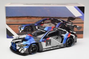 BMW M4 GT3 G82 #1 Test Version 2021 Minichamps 1:18 113222003 Kovina – slika 8 od 8