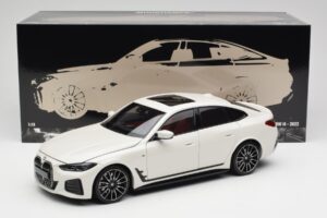 BMW i4 M50 G26 Alpine White Minichamps 1:18 110023011 Kovina – slika 8 od 8