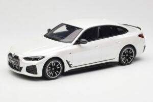 BMW i4 M50 G26 Mineral Bela Metalik Otto 1:18 OT1074 Smola