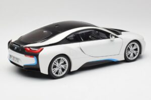 BMW i8 Crystal Bel Paragon 1:18 80432336841 Kovina – slika 3 od 8