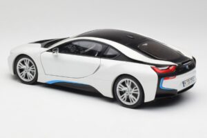 BMW i8 Crystal Bel Paragon 1:18 80432336841 Kovina – slika 7 od 8