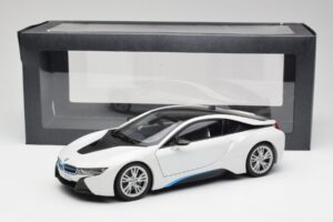 BMW i8 Crystal Bel Paragon 1:18 80432336841 Kovina – slika 8 od 8