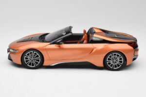 BMW i8 Roadster E-Baker Minichamps 1:18 80432454784 Kovina – slika 3 od 6