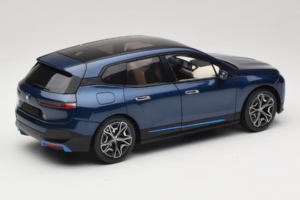 BMW iX Blue Metallic Minichamps 1:18 110023100 Kovina – slika 3 od 8